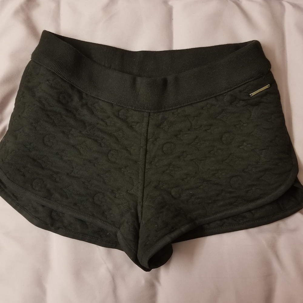 🖤LV SHORTS🖤